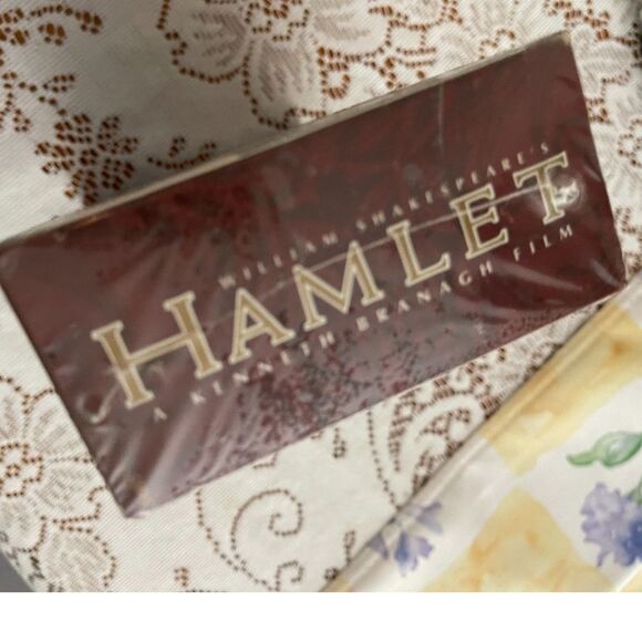 Hamlet 1996 VHS NEW Sealed A Kenneth Branagh Film William Shakespeare’s 2 Video - Picture 4 of 5